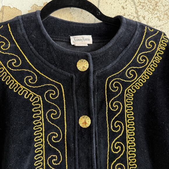 Vintage Neiman Marcus Cardigan Black Velvet Gold Embroidery Made in USA Womens S - Picture 8 of 8